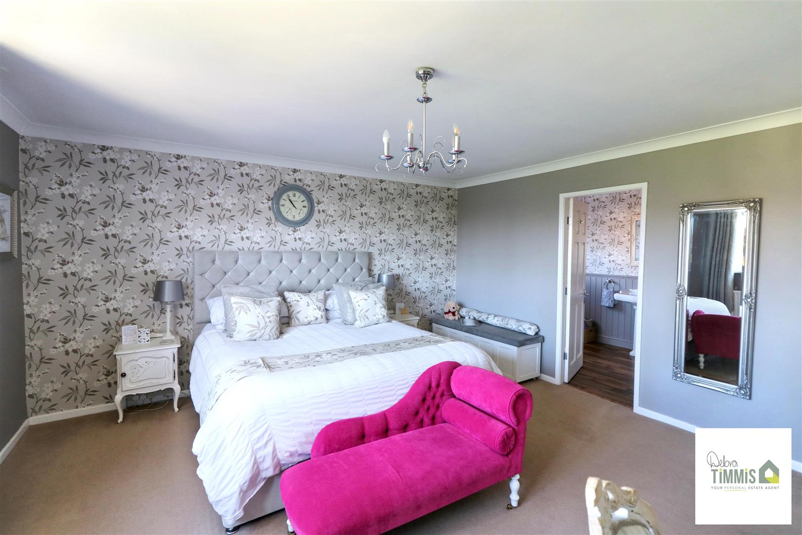 Sandy Hill, Werrington, Stoke-On-Trent